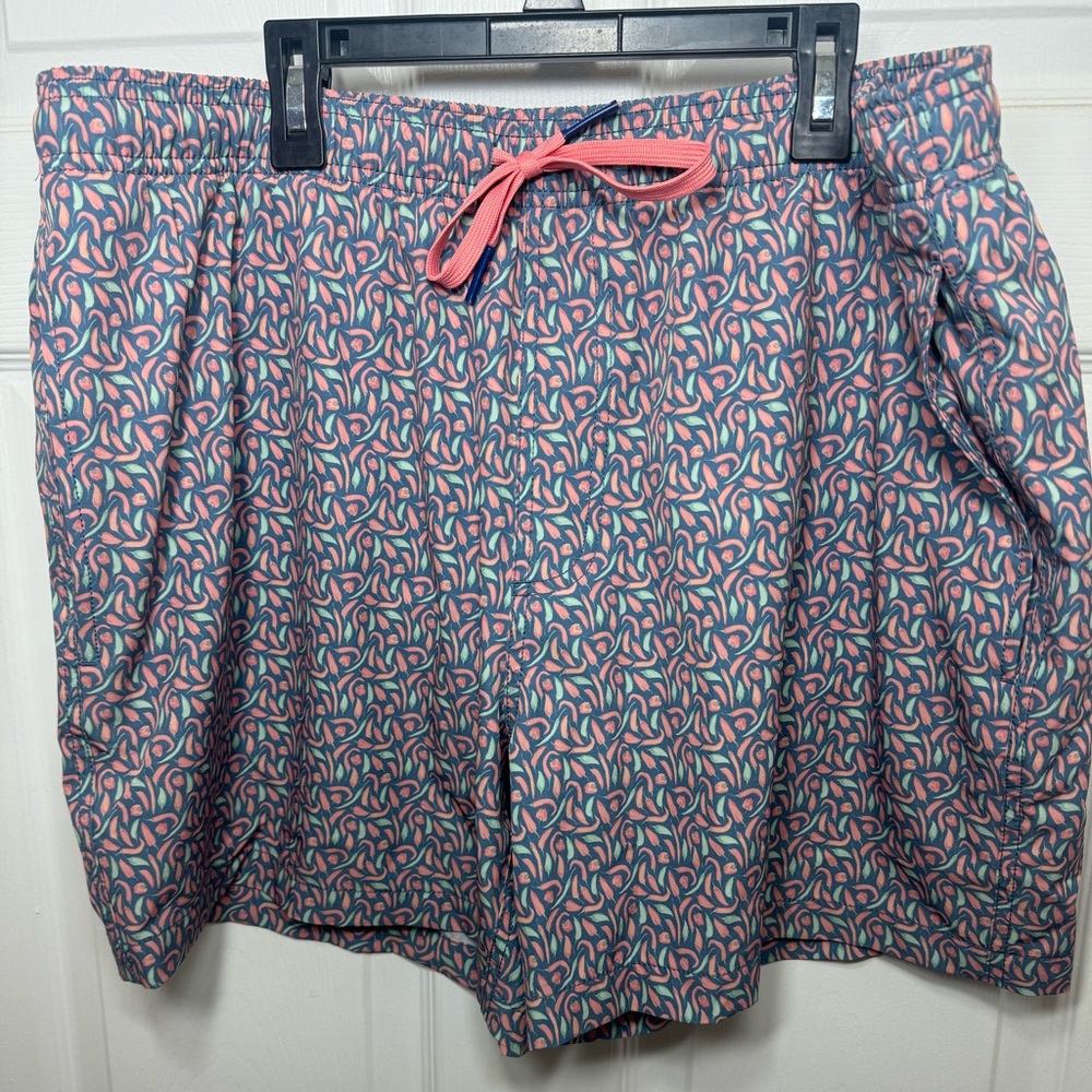 Southern Tide Men's Swim Trunks - Pink and Blue Pattern
